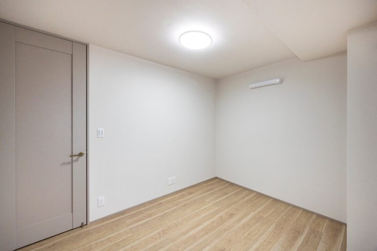 寝室（約5.4帖）