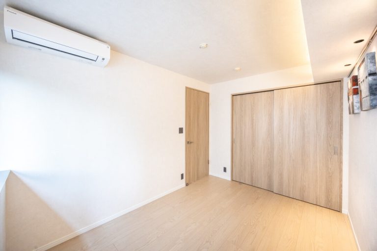 洋室（約5.7帖）