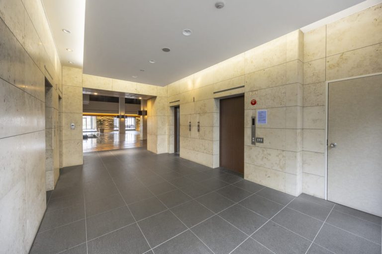 エレベーターホール