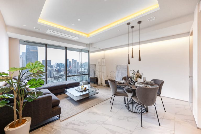 パークコート青山ザ タワー　青山を見晴らす16階、優美なるタワーレジデンス