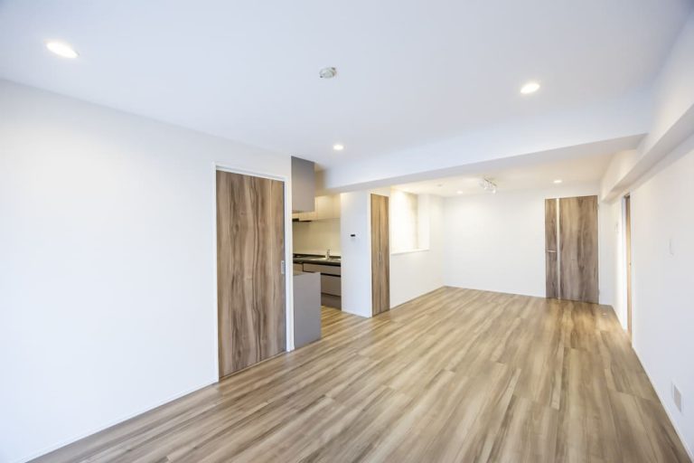 中目黒　目黒川至近！角部屋・2面バルコニーが叶える、光と風のある暮らし