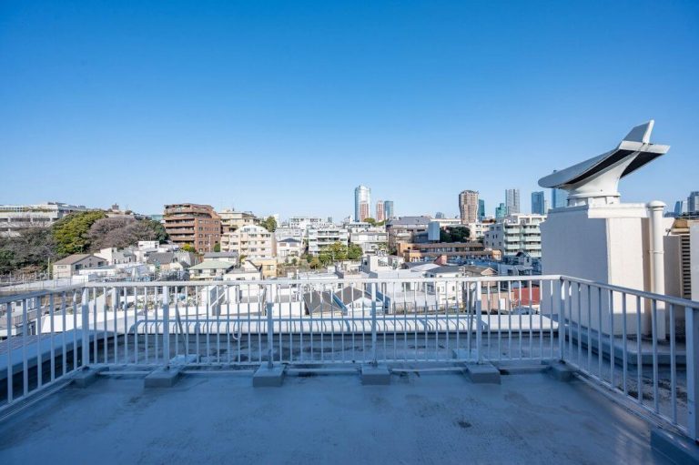 ルーフバルコニー