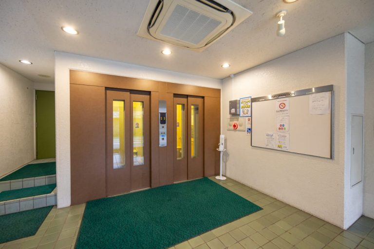 エレベーターホール