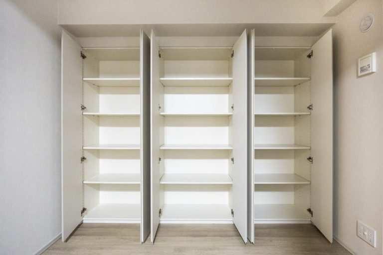 洋室2 クローゼット