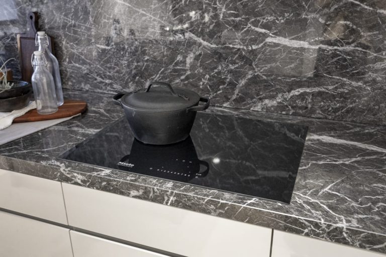 キッチン IHクッキングヒーター