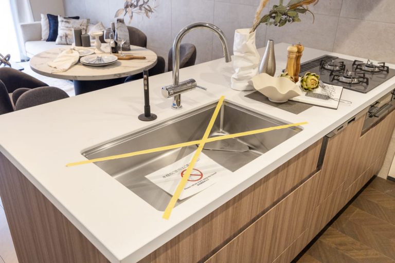 キッチン シンク