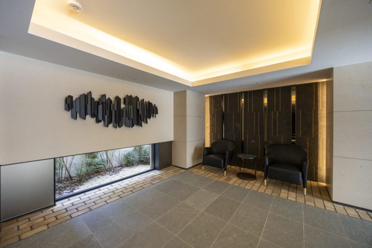 エントランスホール