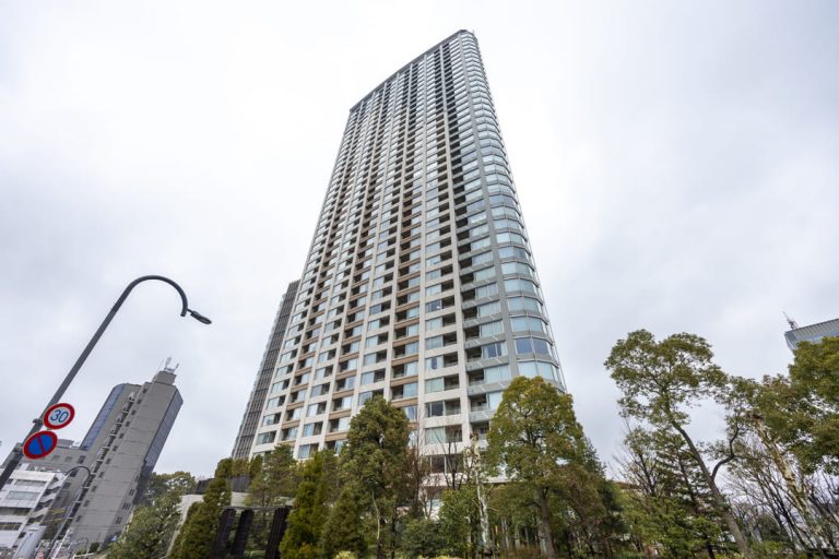 パークコート赤坂ザ・タワー　空と緑を望む、22階の南西向きレジデンス