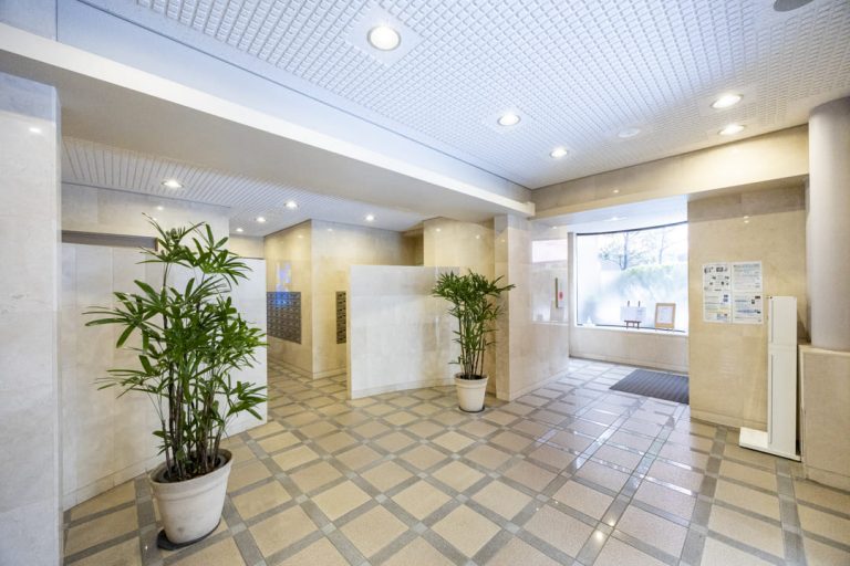 エントランスホール