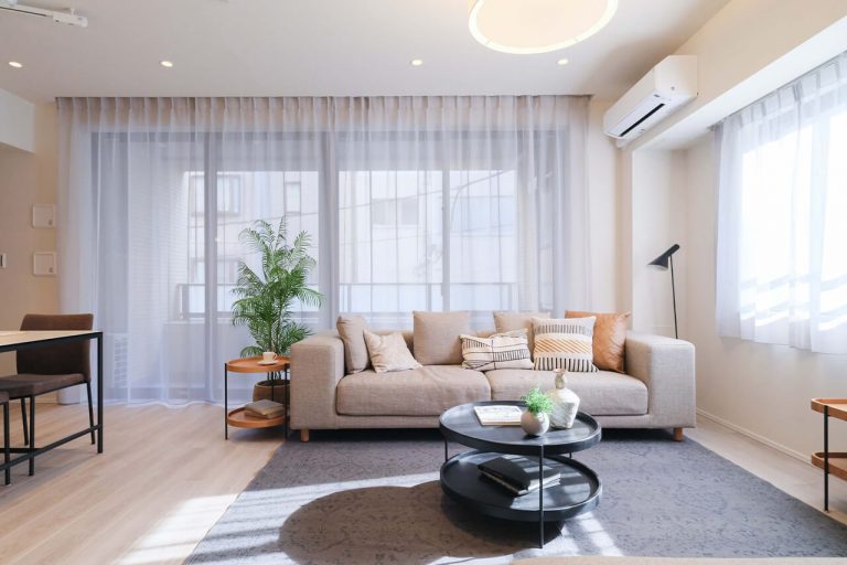 築地　駅から徒歩1分、リビング広々の角部屋2SLDK