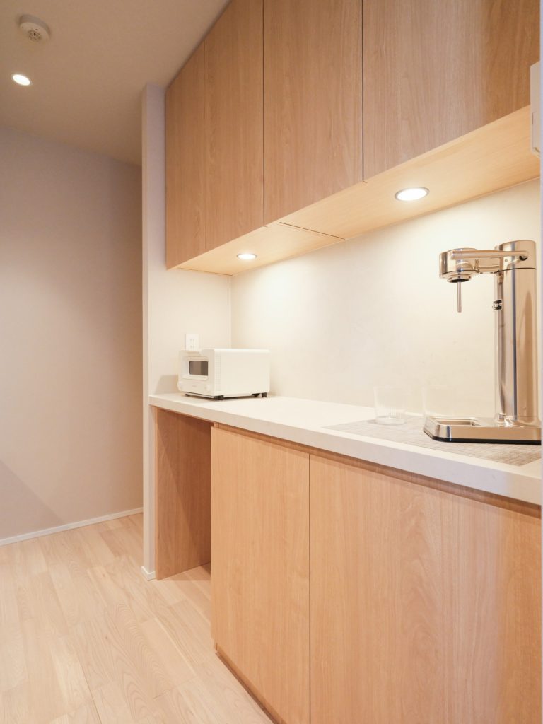 キッチン カップボード