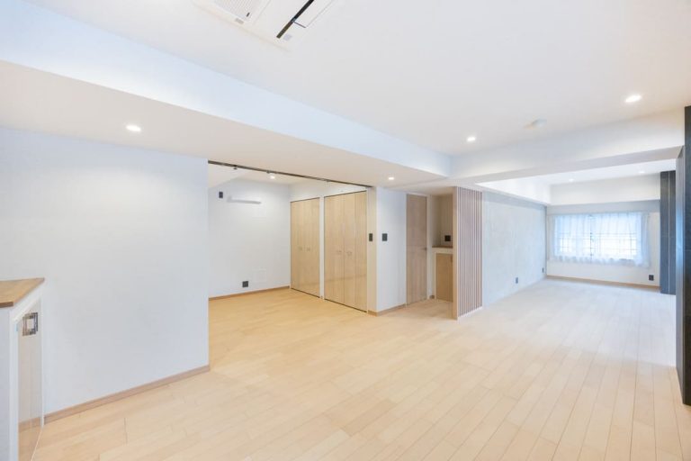 リビングダイニング、寝室2