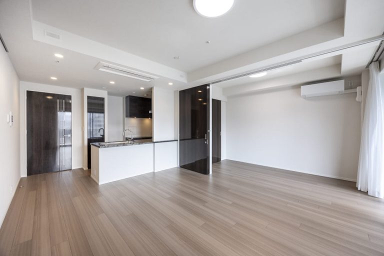 リビングダイニング、寝室2