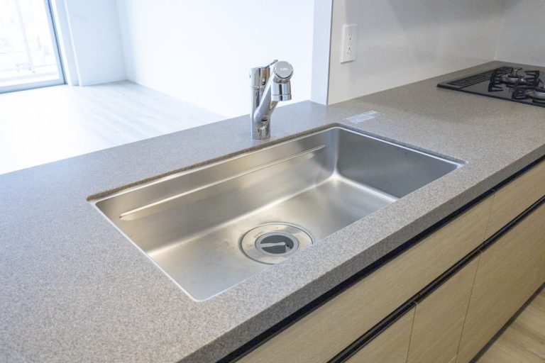 キッチン シンク