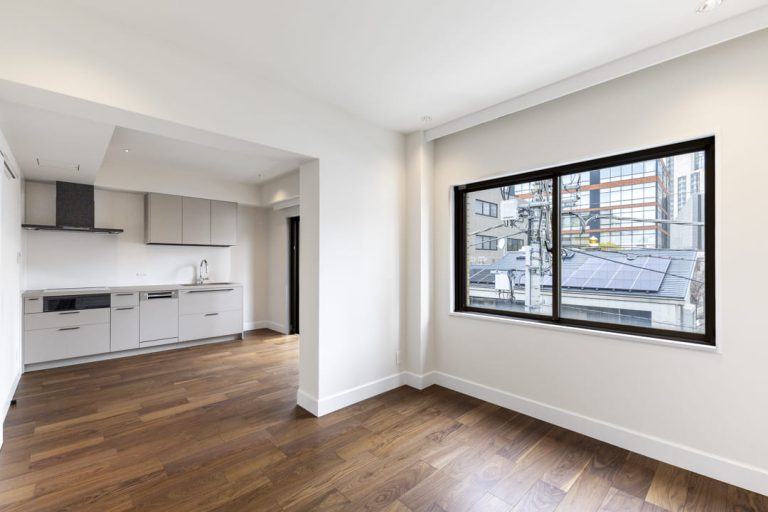 六本木　利便性と静けさを兼ね備えた、低層ヴィンテージ