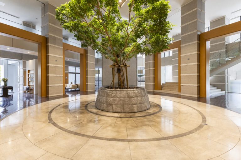 エントランスホール