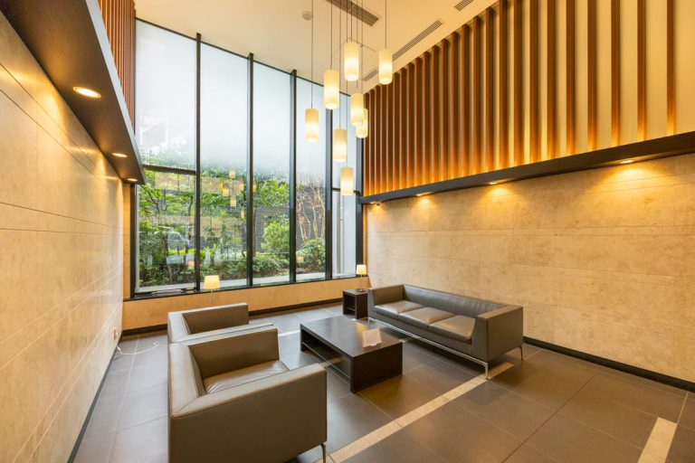 エントランスホール