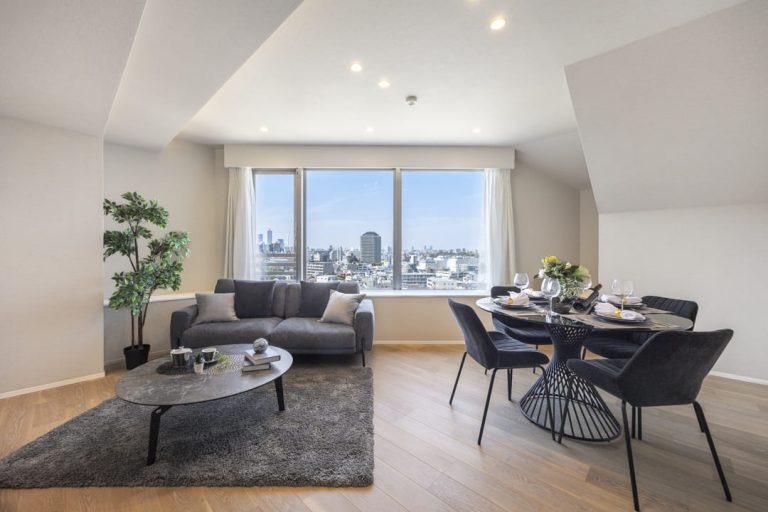 ブランズ文京小石川　二面バルコニー付き、90㎡超の開放的な角住戸