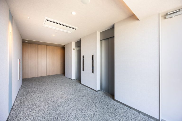 17Fエレベーターホール