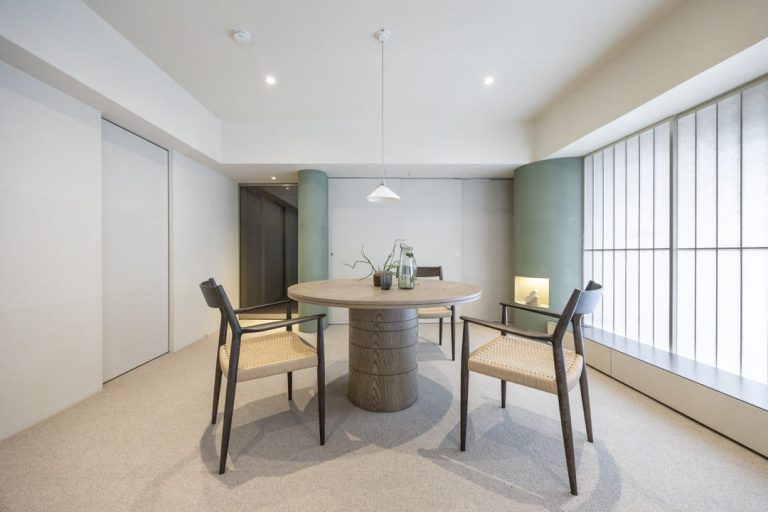 リビングダイニング