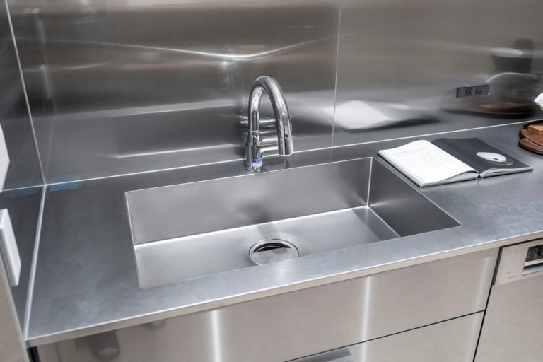 キッチン シンク