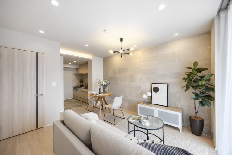 パーク・コート恵比寿ヒルトップレジデンス　落ち着きある街並みに調和する、景色とともに暮らす1LDK