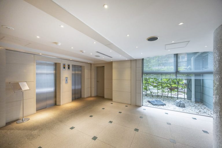 エレベーターホール