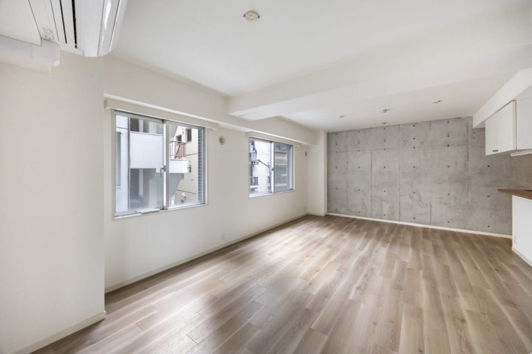 麻布十番　回遊動線と二面採光が心地よい角住戸