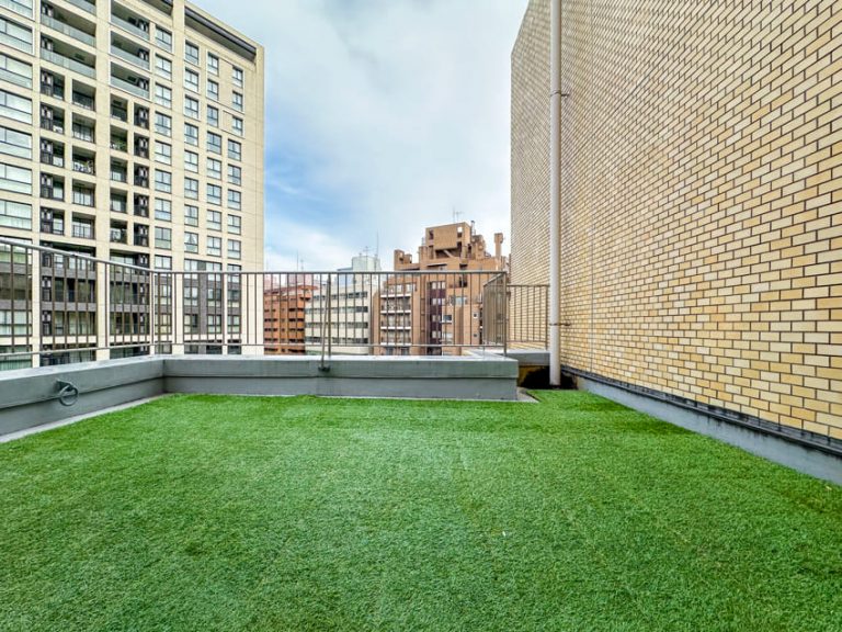 ルーフバルコニー