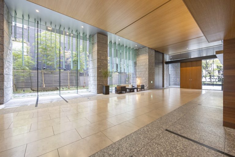 エントランスホール