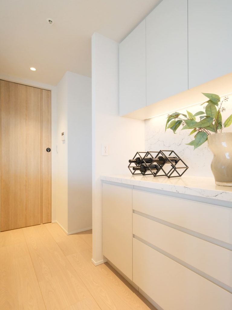 キッチン カップボード