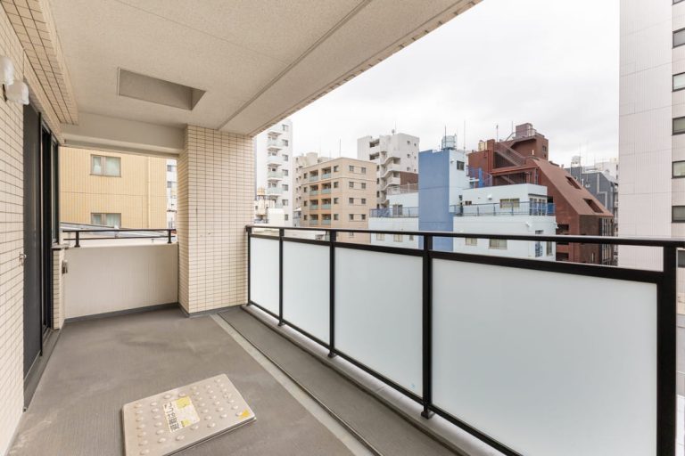 バルコニー（北西側）