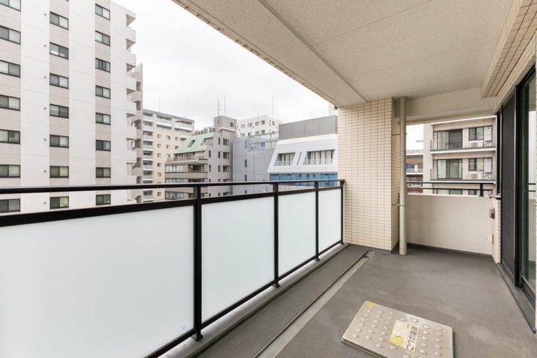 バルコニー（北西側）