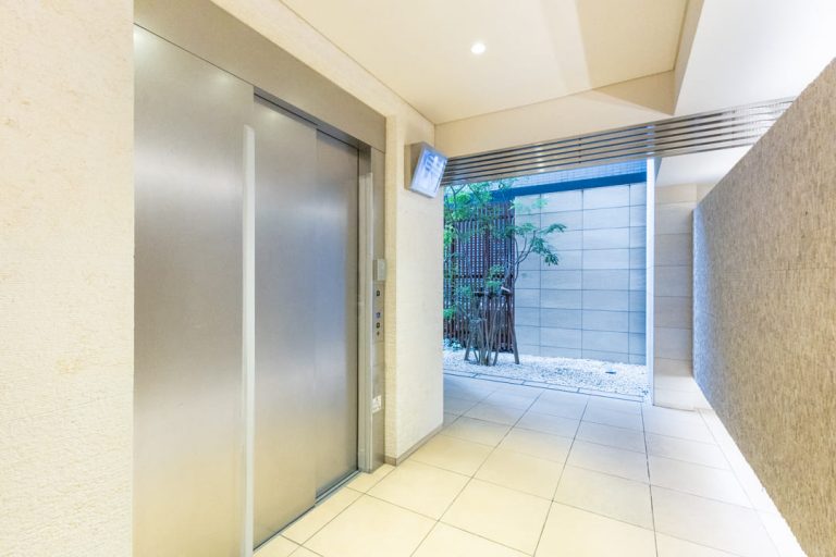 エレベーターホール