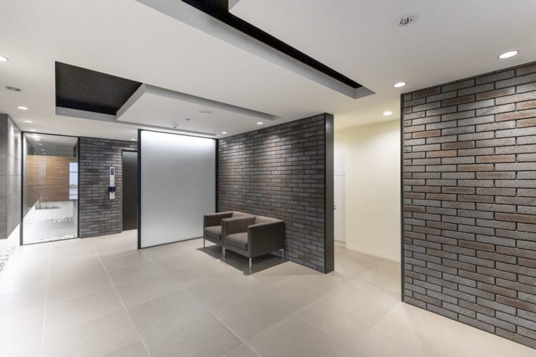 エントランスホール