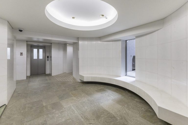 エレベーターホール