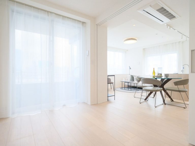 洋室1、リビングダイニング