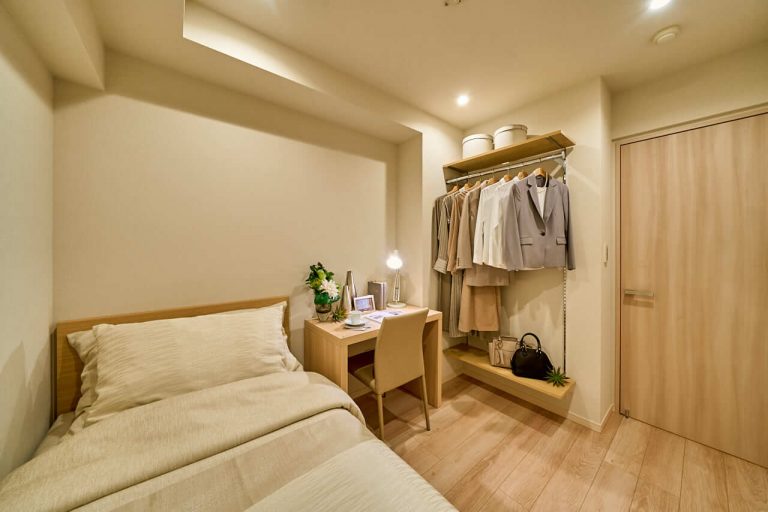 サービスルーム