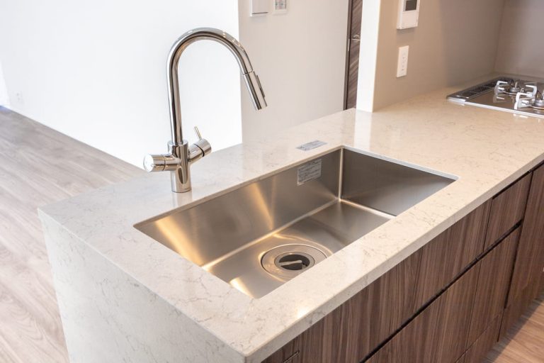 キッチン シンク