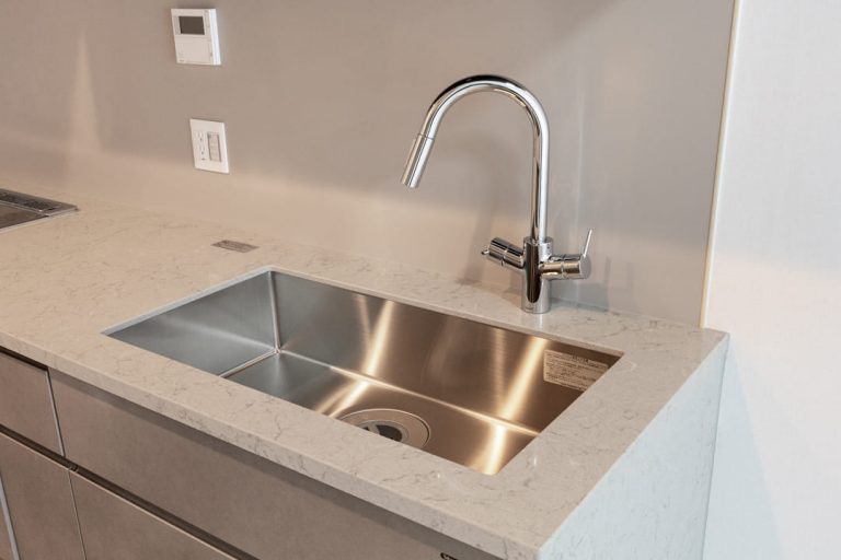 キッチン シンク