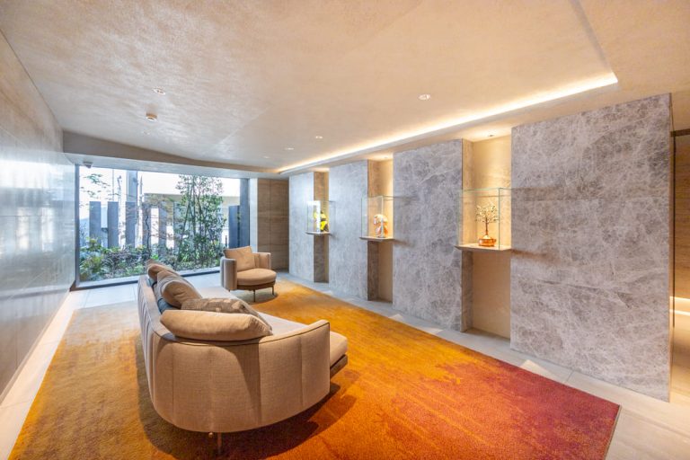 エントランスロビー