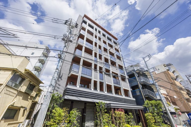 クレヴィア山吹神楽坂　都市の利便を感じながら、穏やかに暮らす角部屋