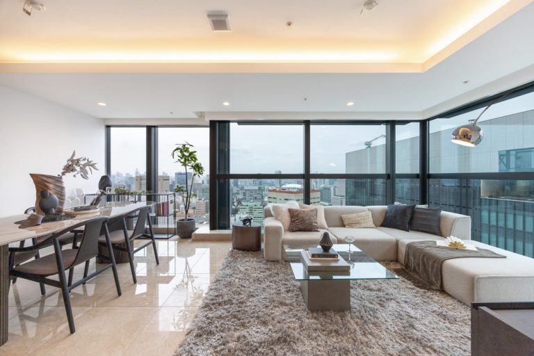 ワテラスタワーレジデンス　都心に空を望む、30階・80㎡超の角住戸