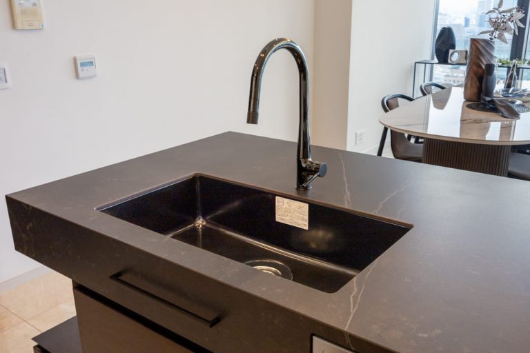 キッチン シンク