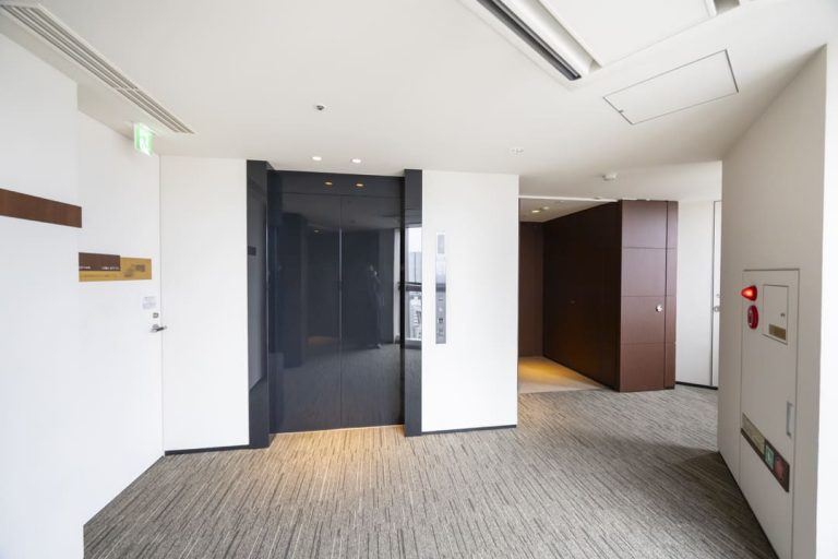 21Fエレベーターホール