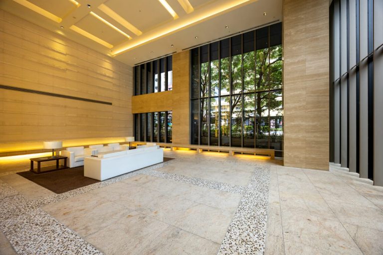 エントランスホール