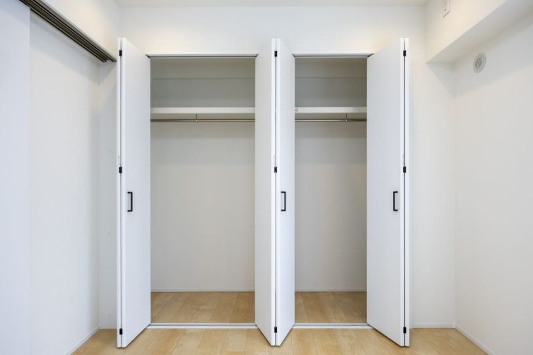 寝室3 クローゼット