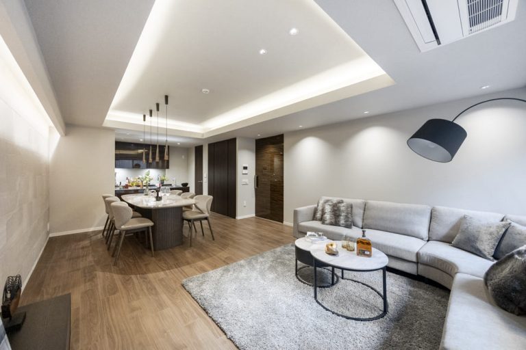 グランドメゾン西原三丁目　邸宅街に佇む、100㎡超のゆとりある低層レジデンス