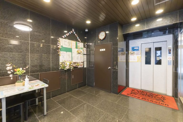 エレベーターホール