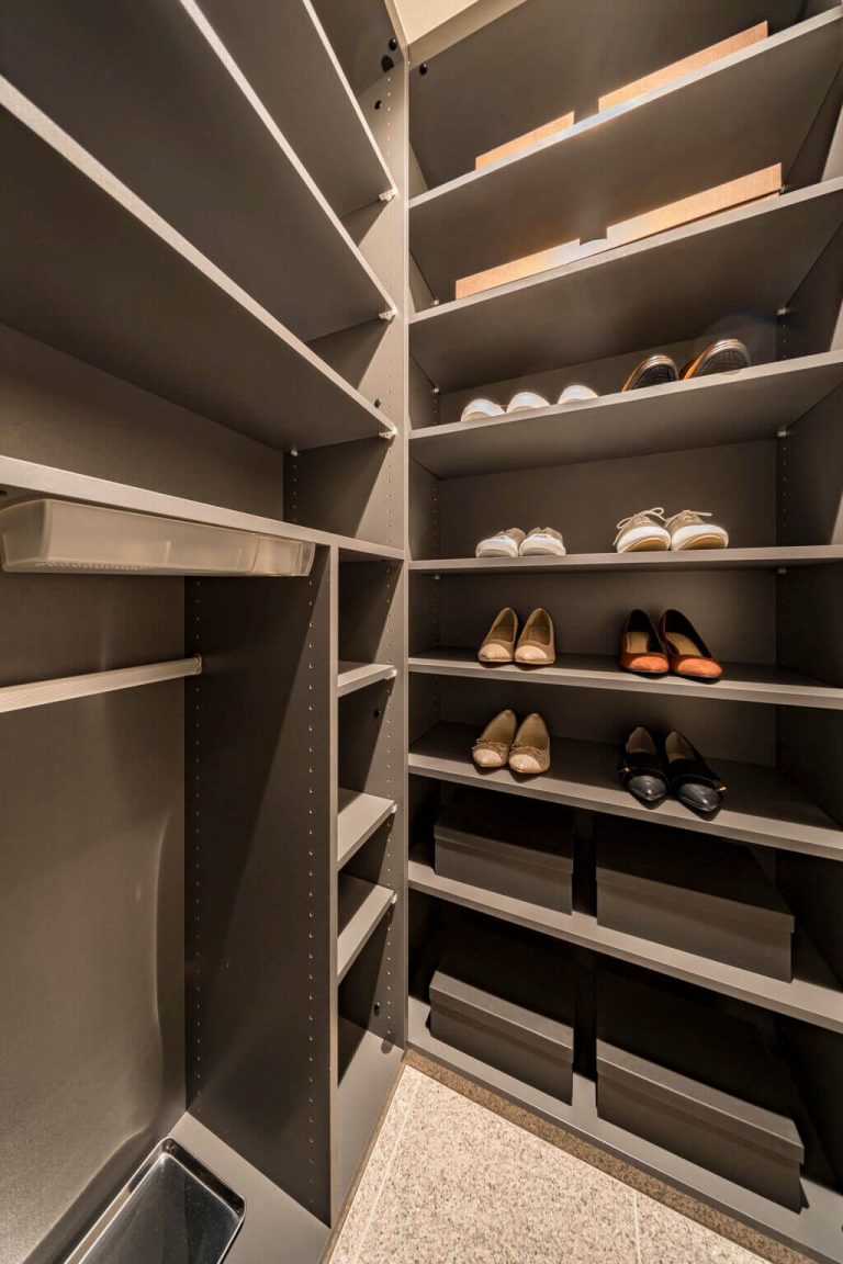 玄関 SIC（シューズインクローゼット）